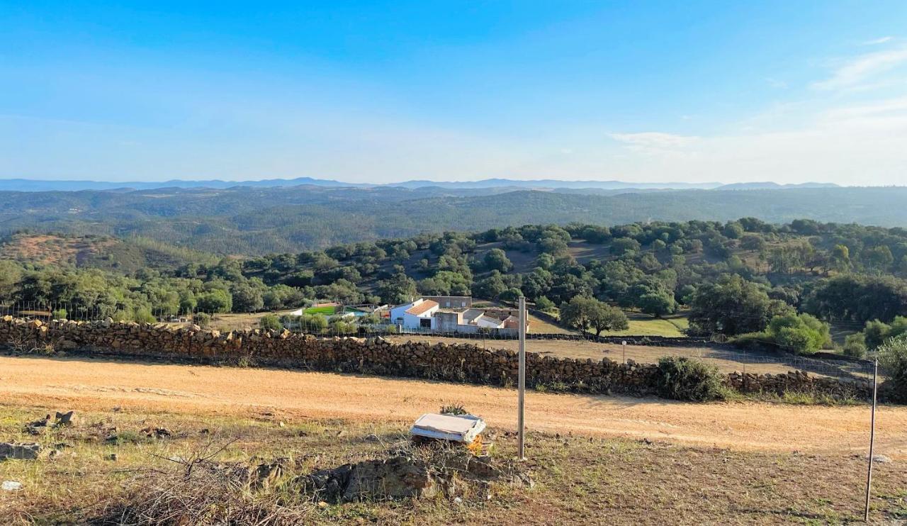 El Coso Lodge & Workation Zalamea la Real エクステリア 写真