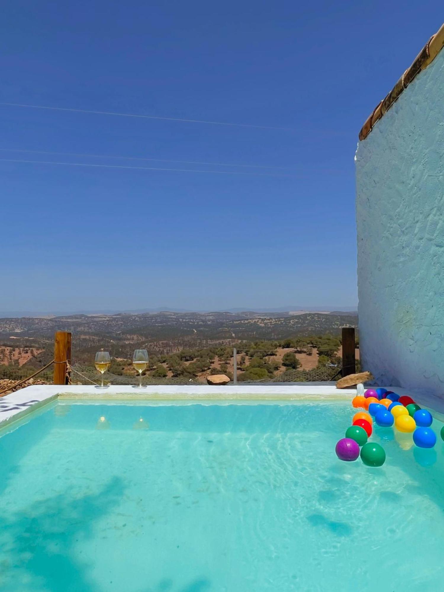 El Coso Lodge & Workation Zalamea la Real エクステリア 写真
